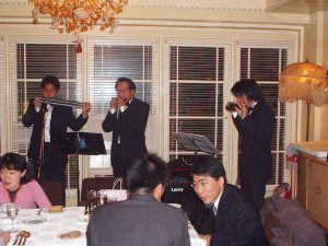 新典範投資公司尾牙邀演